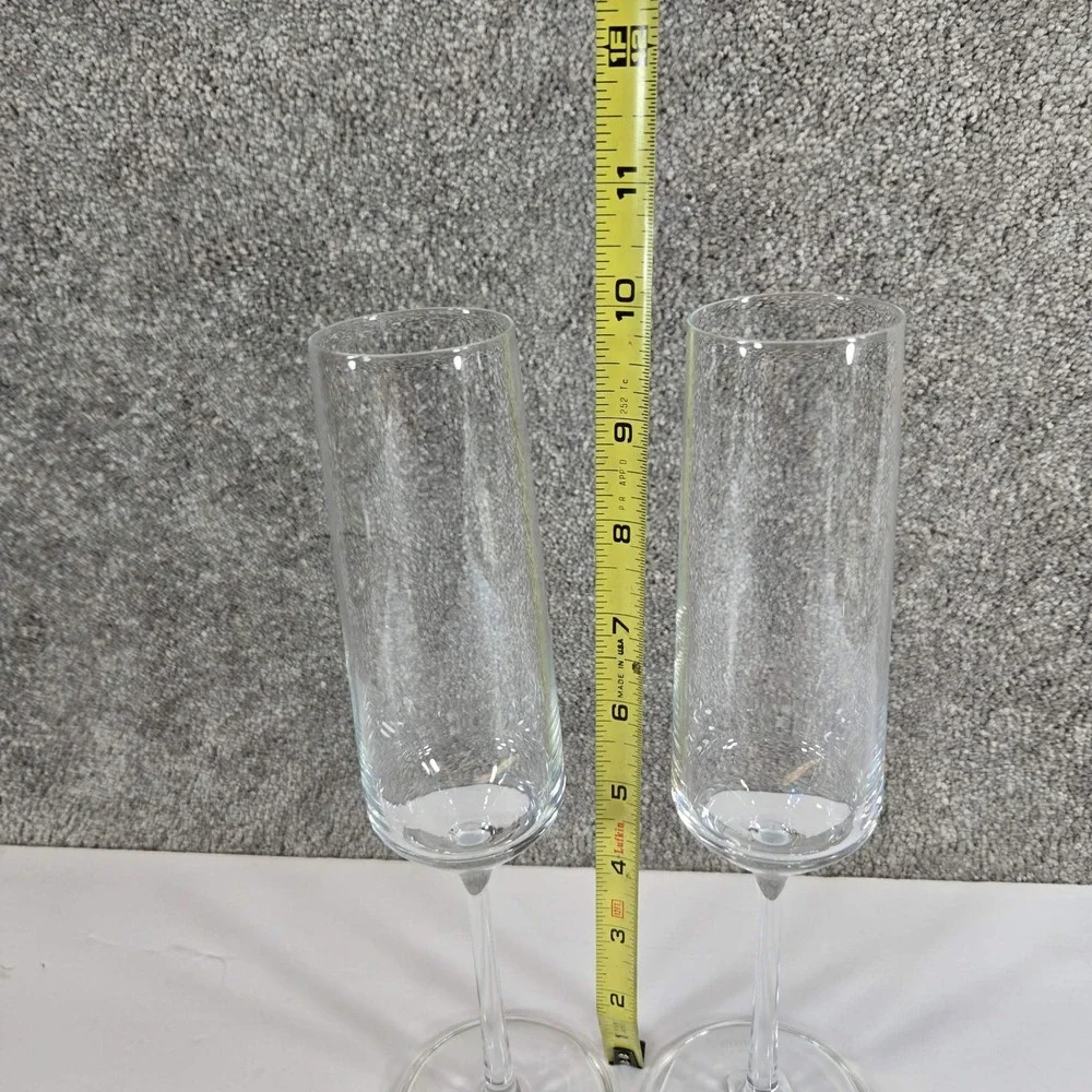 Crate & Barrel Tour Champagne Flutes Clear Glass Set of 2 Made in Germany 8oz‎
